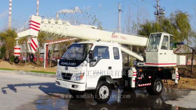 點(diǎn)擊查看詳細(xì)信息<br>標(biāo)題：8噸汽車吊 閱讀次數(shù)：3274