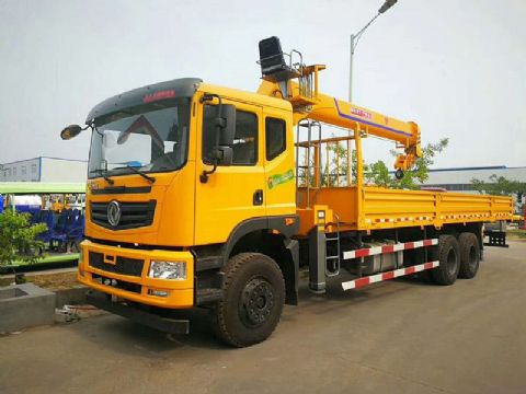 點(diǎn)擊查看詳細(xì)信息<br>標(biāo)題：12噸前二后八隨車吊 閱讀次數(shù)：2013