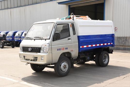 點(diǎn)擊查看詳細(xì)信息<br>標(biāo)題：4.5方汽油垃圾車 閱讀次數(shù)：2172